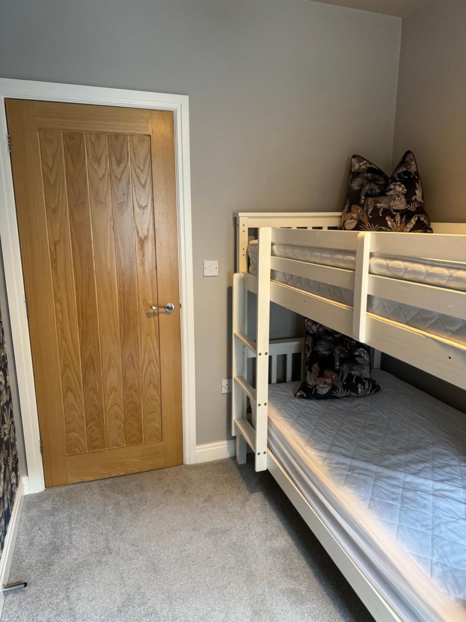 Beach House Apartment On Ground Floor With Sea View - Pet Friendly Cleveleys Exterior foto